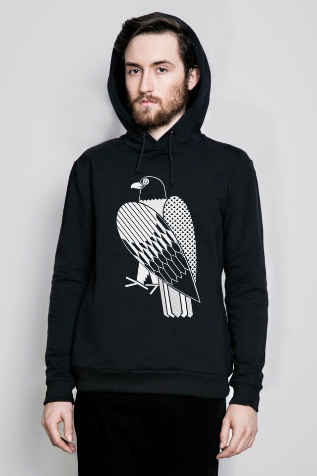 s WISŁAKI_bluza z kapturem czarna model bielik