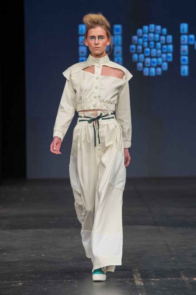 momiko 1_MIKE_PASARELLA_001